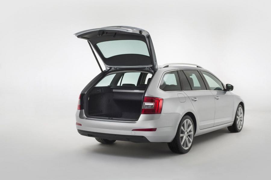  Skoda Octavia Combi 2013 года  (фото 21 из 26)
